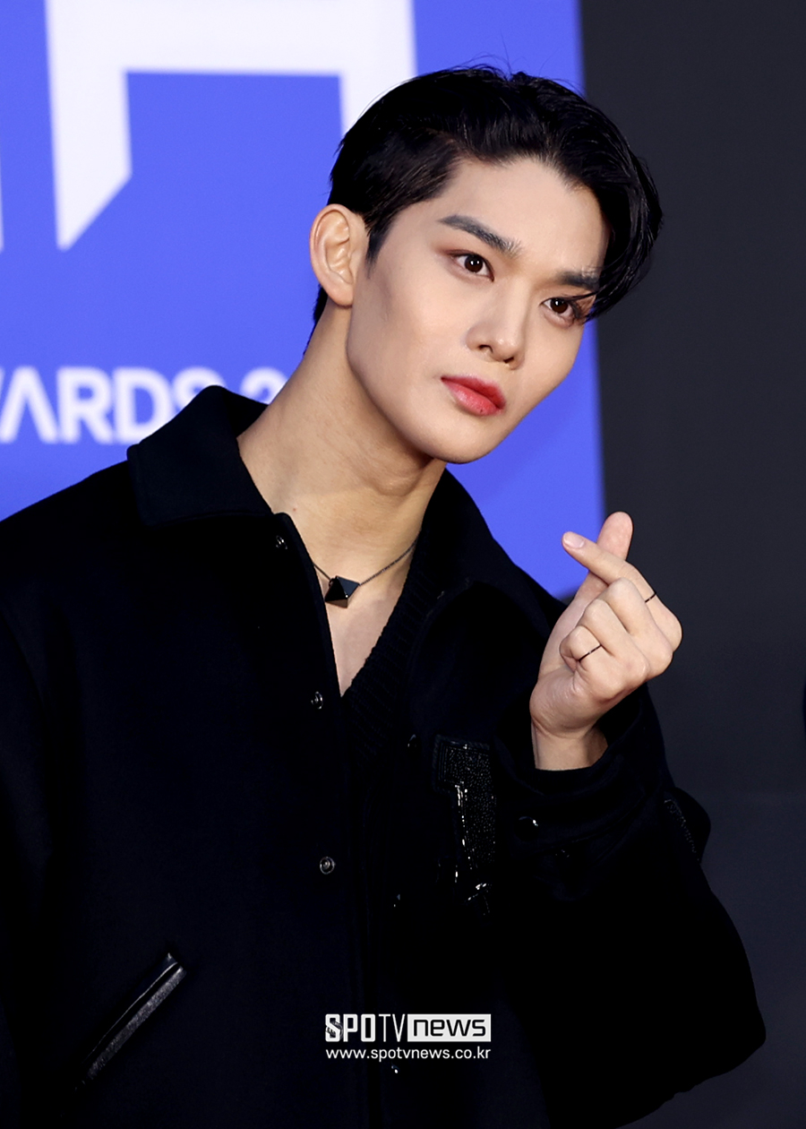 [포토S] CIX 배진영, 강렬한 이목구비