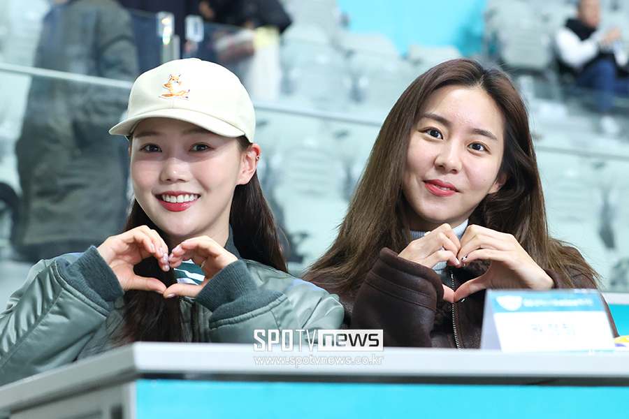 ▲ 오마이걸 효정 유이 ⓒ곽혜미 기자