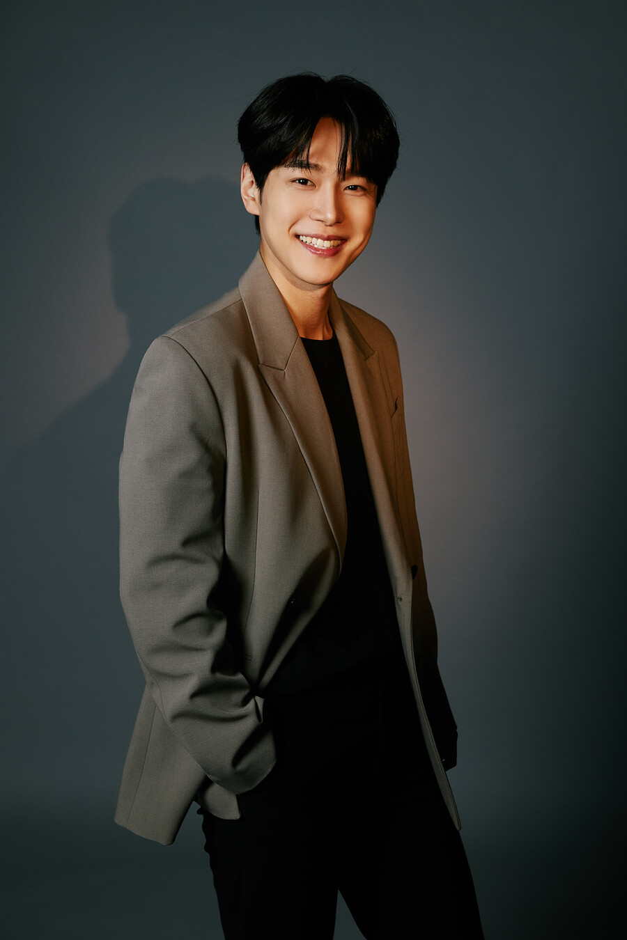 '법쩐' 강유석 "첫 제작발표회, 감독님 칭찬에 울컥…눈물 티날 줄은"[인터뷰②]