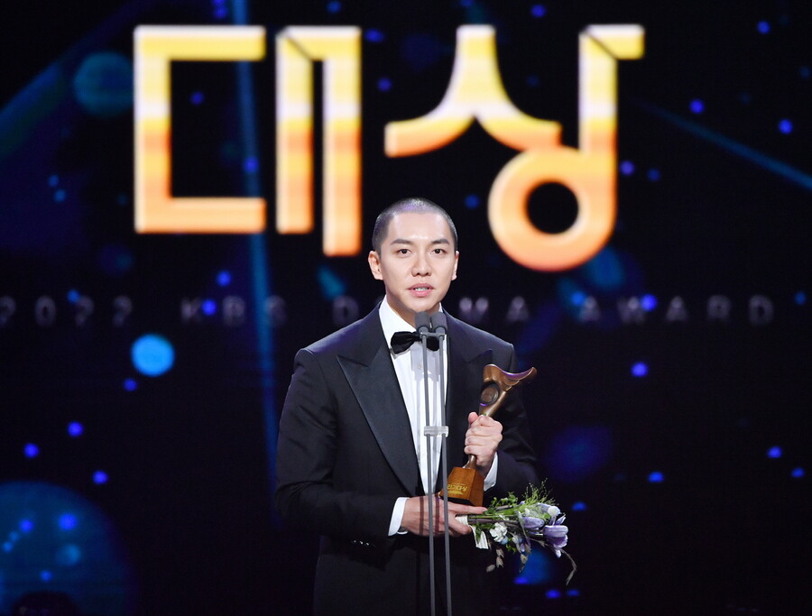 ▲ '2022 KBS 연기대상' 배우 이승기. 제공| KBS