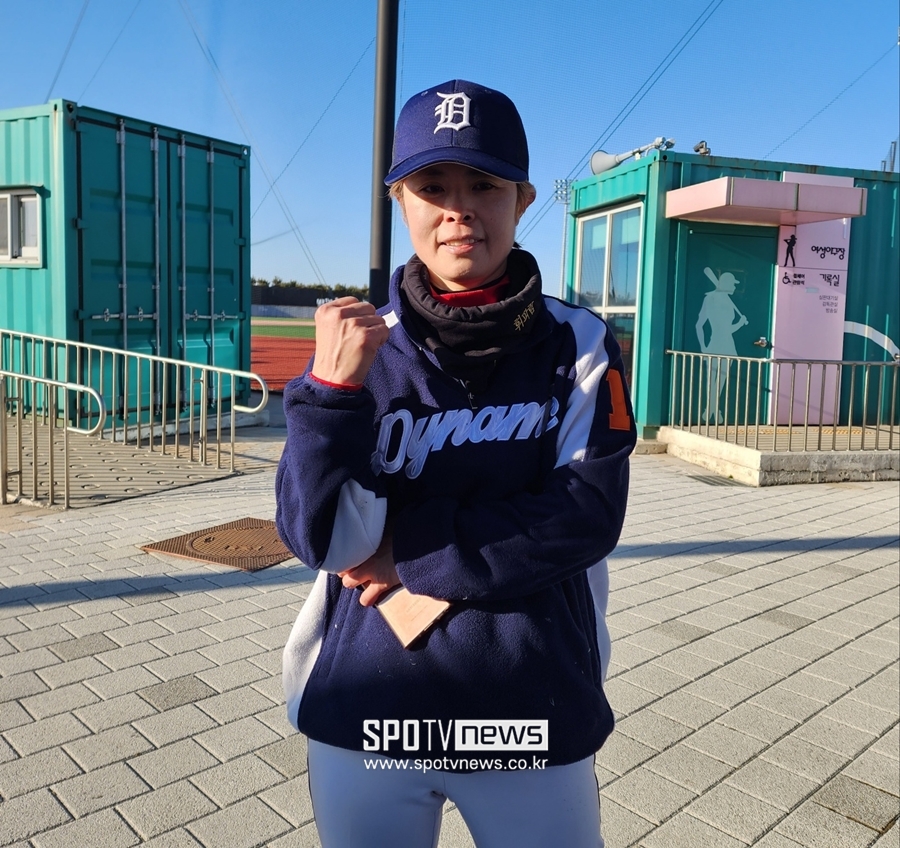 ▲ 내야수 임미정의 도전에 나이는 문제가 되지 않았다. ⓒ화성, 박정현 기자