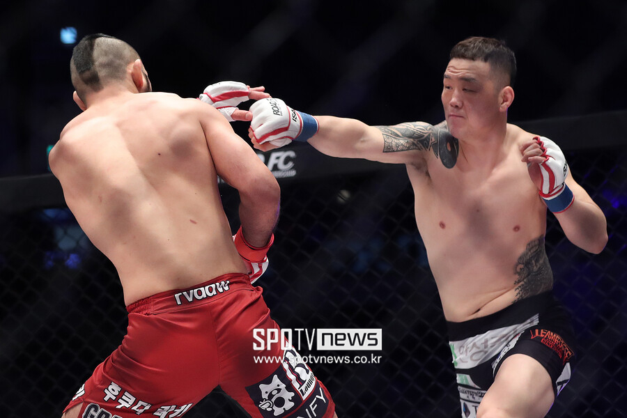 '돌격대장' 김내철, 새 격투기 대회 '링FC' 개최