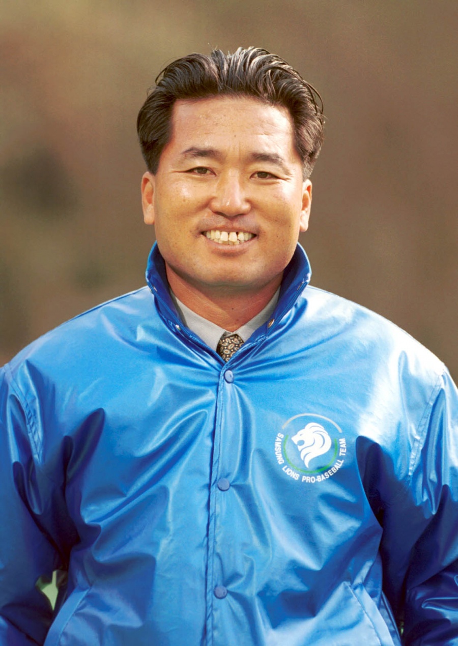 ▲ 2000년 삼성 타격코치로 돌아올 당시의 故 장효조. ⓒ삼성 라이온즈