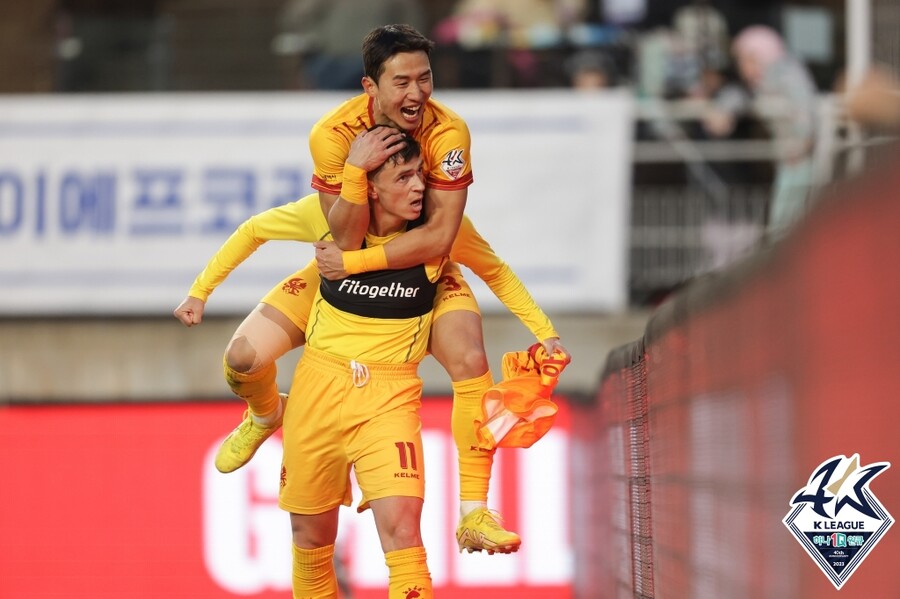 ▲ 광주C가 아사니의 결승골로 수원 삼성에 1-0 승리를 거뒀다.  ⓒ한국프로축구연맹