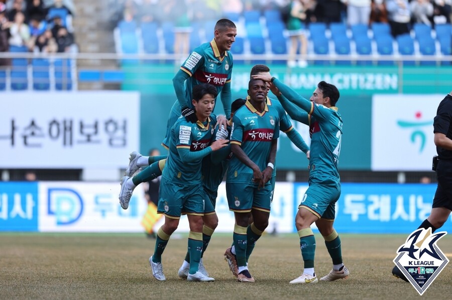 ▲ 대전 하나시티즌이 8년 만의 K리그1 복귀전에서 강원FC에 승리를 거뒀다.  ⓒ한국프로축구연맹