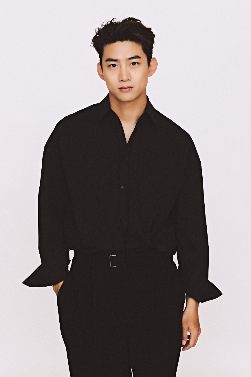 옥택연, 美 WME와 에이전트 계약…박찬욱·봉준호·배두나·톰 홀랜드와 한솥밥