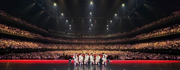 ▲ 일본 도쿄와 고베에서 첫 팬콘서트 '더 프롬 퀸즈'를 벌인 아이브. 제공|스타쉽엔터테인먼트