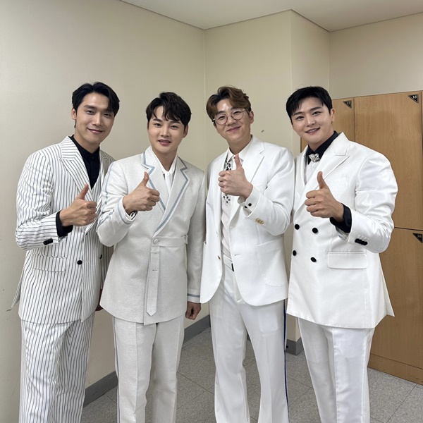 삼총사 강대웅, 박서진 콘서트 게스트로 깜짝 등장 "'미스터트롯2' 의리"