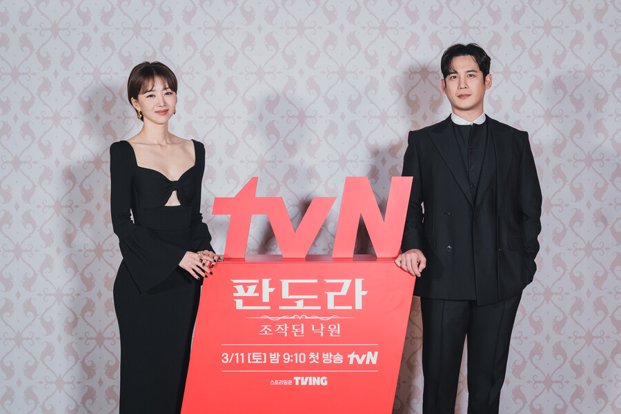 ▲ ▲ tvN 새 토일드라마 '판도라' 배우 장희진, 박기웅. 제공| tvN