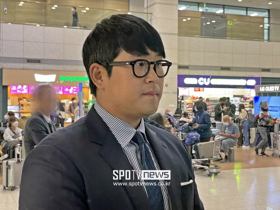 ▲롯데 자이언츠 유강남. ⓒ인천공항, 최민우 기자