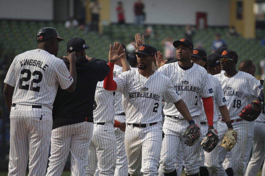 [8일의 WBC] KBO 출신 타자 있으면 이긴다?…MLB.com 또 이정후 앓이