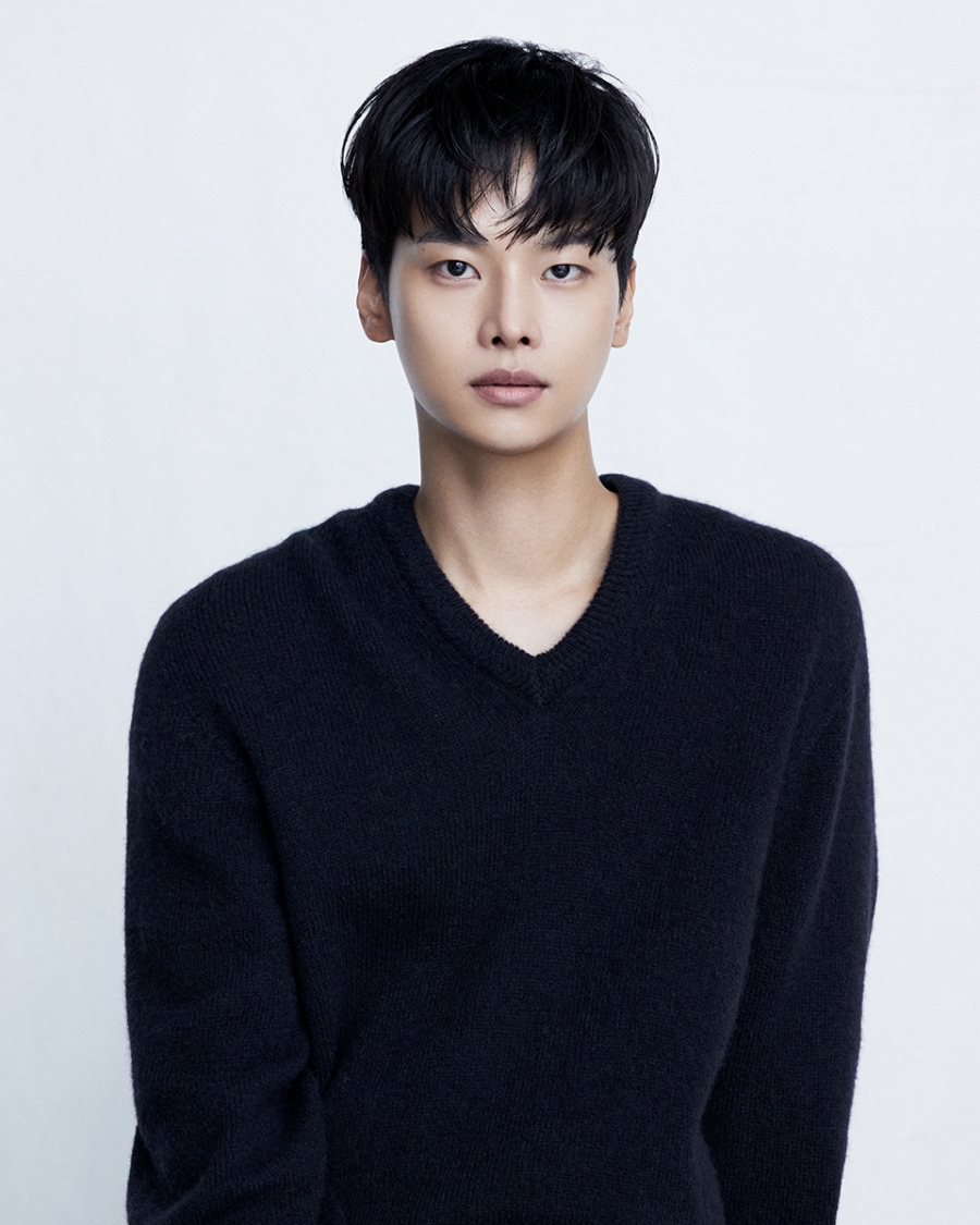 [단독]차학연, 박은빈 차기작 '무인도의 디바' 합류