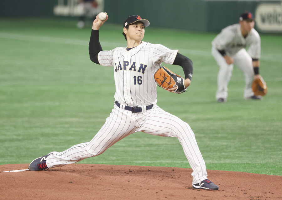 ▲ WBC 데뷔전에서 투타 모두 맹활약을 한 오타니 쇼헤이 ⓒ연합뉴스