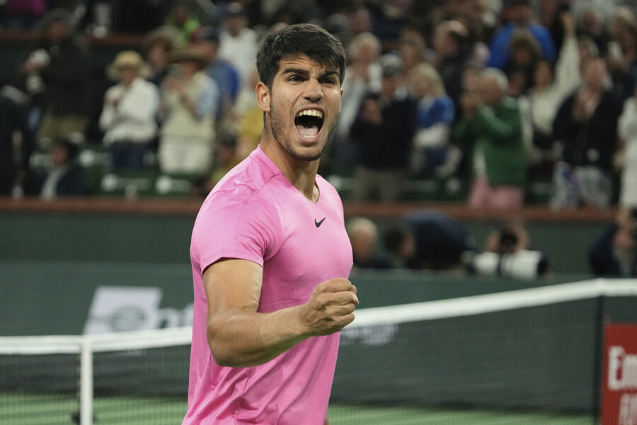 ▲ 2023년 ATP 투어 BNP 파리바 오픈 4강 진출을 확정한 뒤 환호하는 카를로스 알카라스 ⓒ연합뉴스/AP
