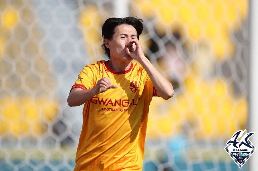 ▲ 광주FC가 아사니의 해트트릭과 엄지성의 1골 1도움을 앞세워 인천 유나이티드를 5-0으로 대파했다. ⓒ한국프로축구연맹