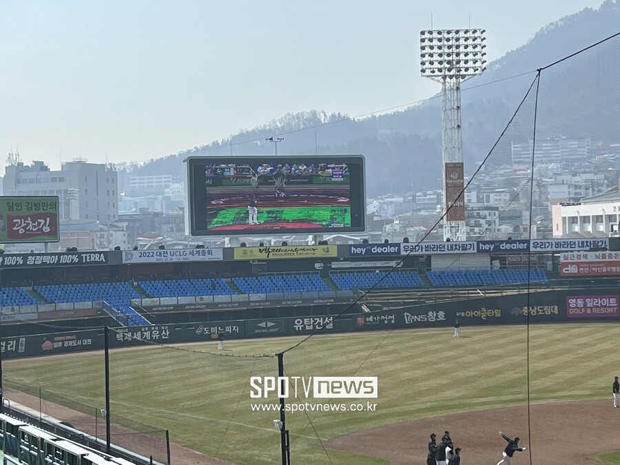 ▲ 대전한화이글스파크 전광판. ⓒ고유라 기자