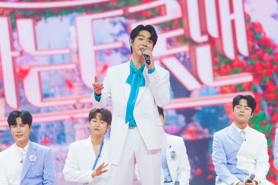 손태진, 실명위기 남편 절절한 고백에 뒤돌아 '눈물'('불타는 트롯맨')