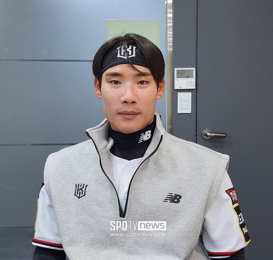▲ 외야수 송민섭은 kt 위즈의 창단 입단테스트 멤버 중 유일하게 선수 생활을 하고 있다. ⓒ수원, 박정현 기자