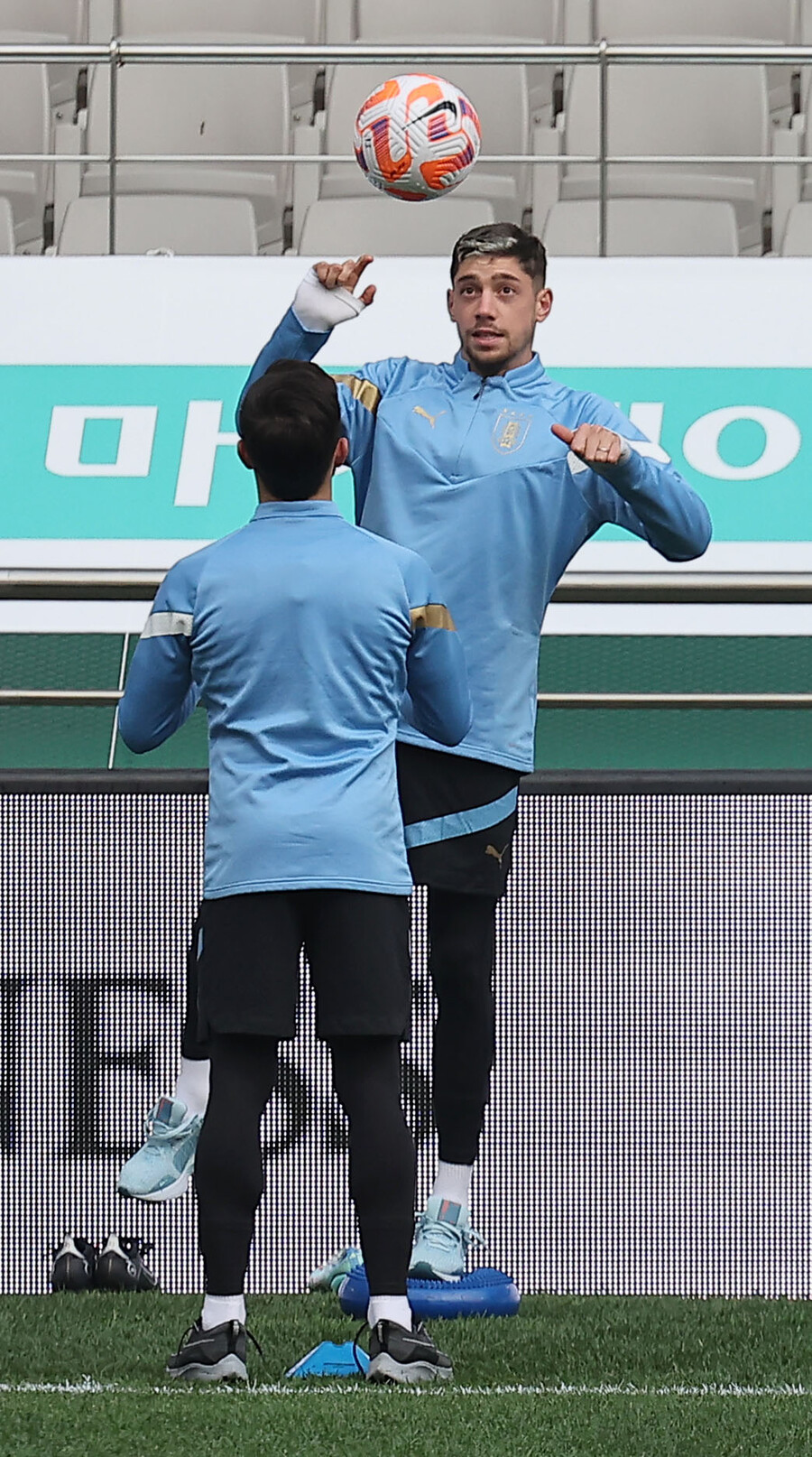 ▲ 우루과이 축구대표팀이 훈련에 열중하고 있다. ⓒ연합뉴스