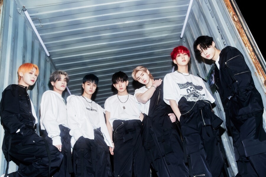 BTS→세븐틴…지난해 전세계 최다판매 앨범 톱10 중 절반이 하이브
