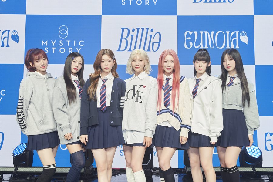빌리, 청량하게 돌아왔다 "컴백 목표=음악방송 1위+여자그룹상"[종합]
