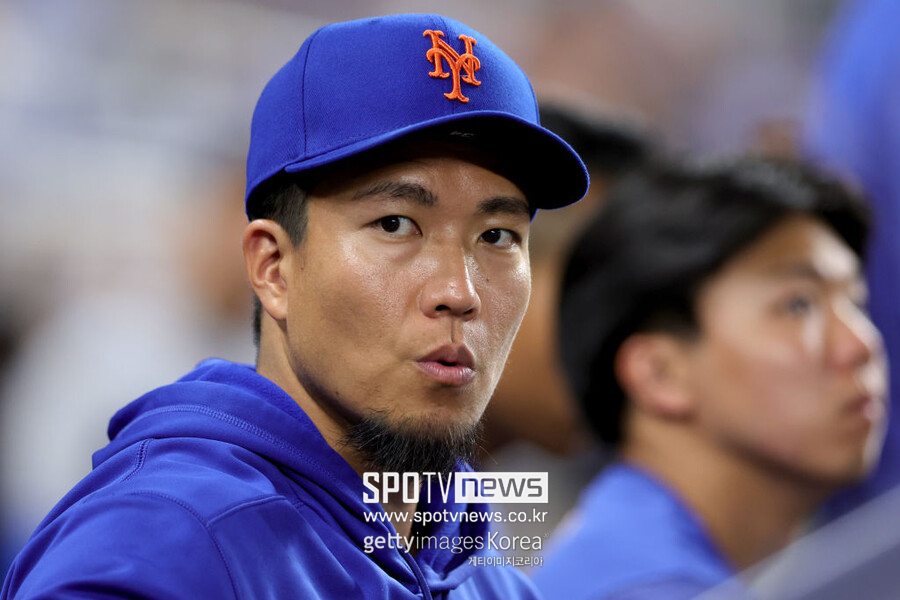 과연 '유령 포크볼'…무사만루 자초→포크볼 8K 쇼, 센가 MLB 데뷔전 승리