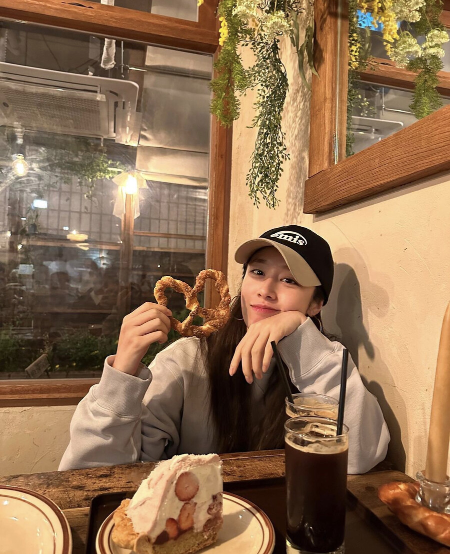 '황재균♥' 지연, 어딜가나 티낼 생각뿐…사랑꾼 눈엔 ♥만