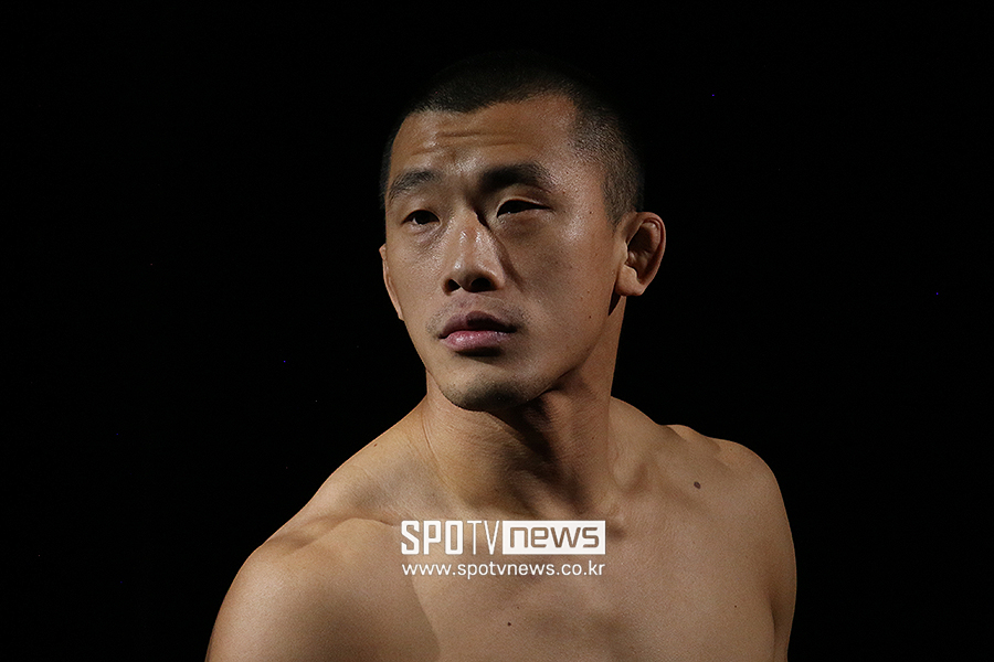 '강철부대' 김상욱 AFC 승리 후 깜짝 발표…"로드 투 UFC 도전합니다"