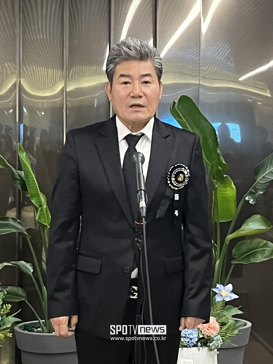 진성 "故현미, 60년 음악 외길인생…한 편의 역사 사라졌다"