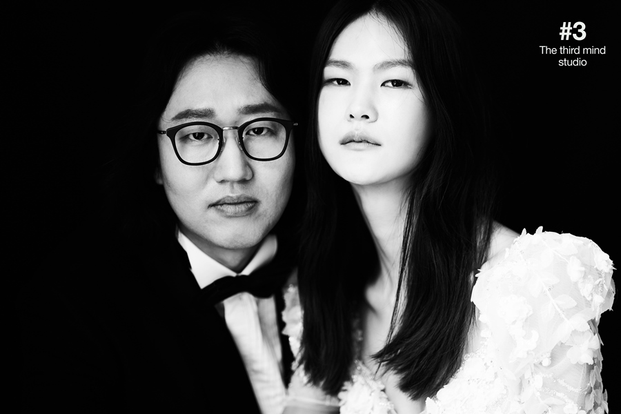 ▲ 김경진(왼쪽), 전수민. 출처ㅣ해피메리드컴퍼니