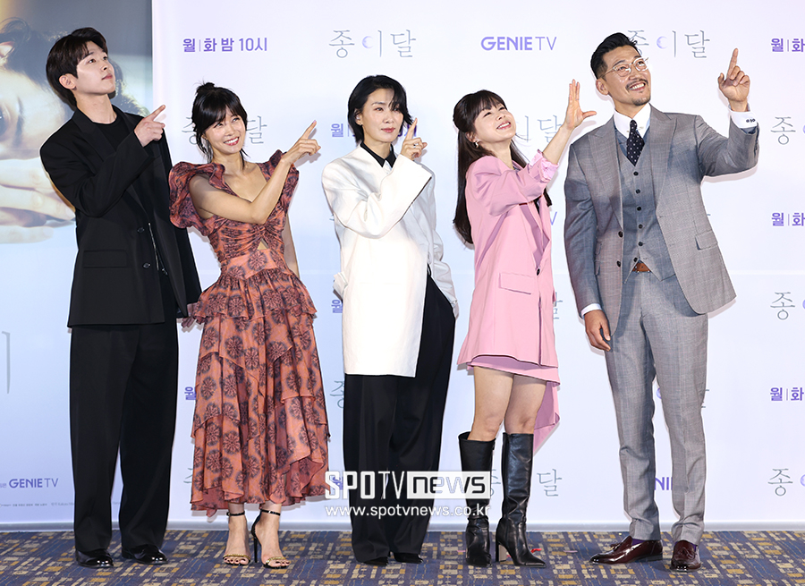 ▲ 이시우 유선 김서형 서영희 공정환 ⓒ곽혜미 기