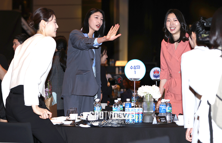 ▲ 김연경 최효서 ⓒ곽혜미 기자