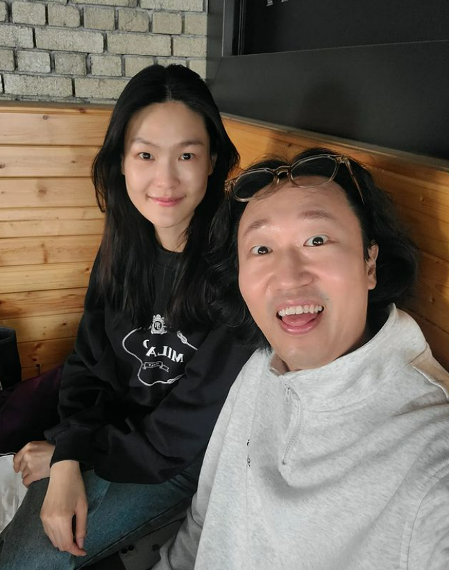 ▲ 모델 전수민(왼쪽)과 코미디언 김경진. 출처| 김경진 인스타그램