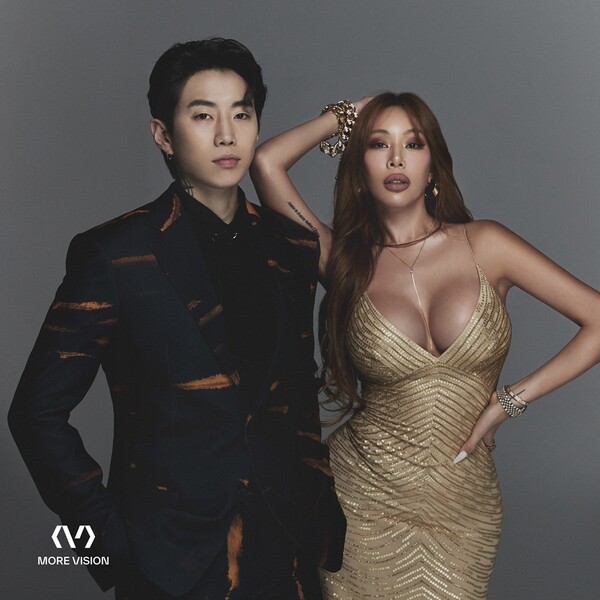 ▲ 박재범(왼쪽)과 제시. 제공|모어비전