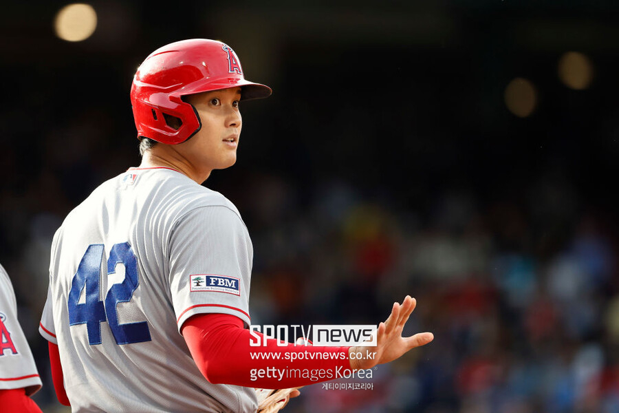 [LAA 게임노트] 오타니 3할 회복, 트라웃 3안타에도 졌다…'1이닝 2타격방해' 황당 역전패