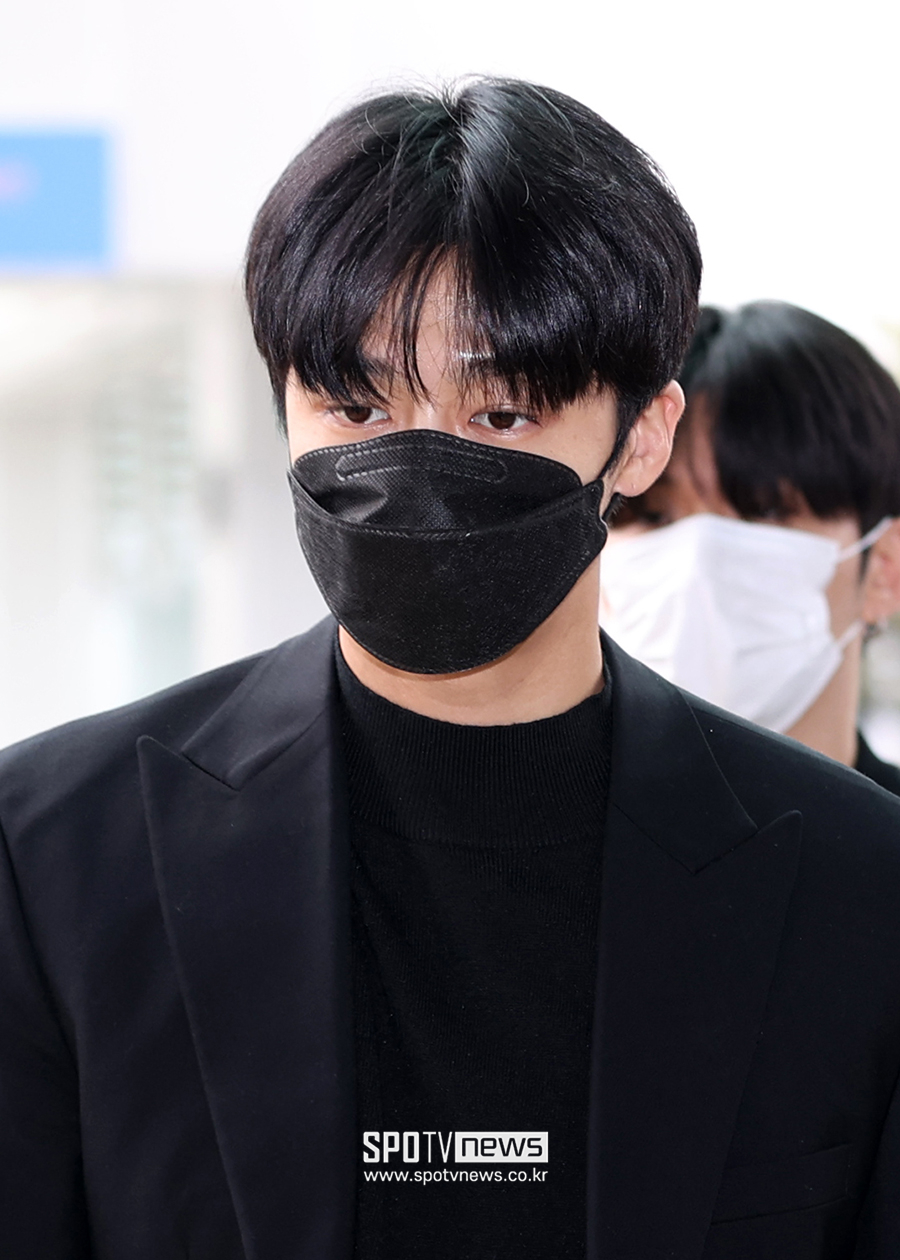[포토S] 출국하는 몬스타엑스 형원