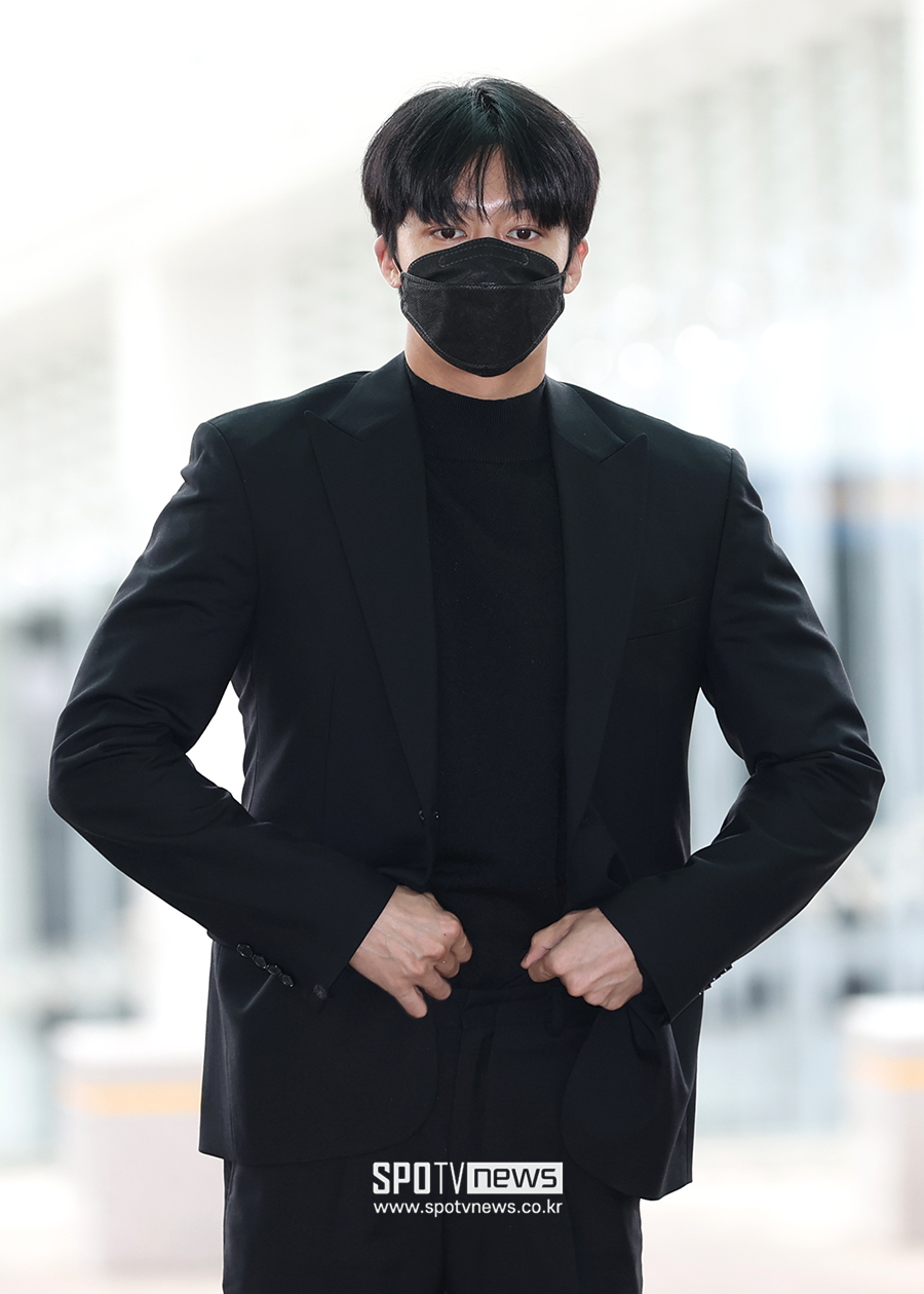 [포토S] 몬스타엑스 형원, '슬픔 속에 출국'