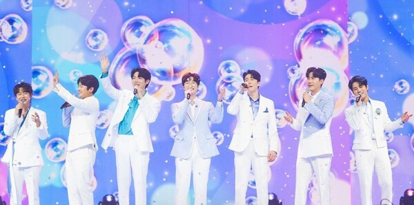 ▲ 유닛 활동을 벌이는 '불타는 트롯맨' 톱7. 제공|뉴에라 프로젝트