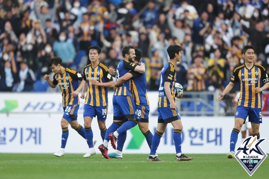 ▲ 바코가 천금 동점골로 울산의 연패 위기에서 구했다 ⓒ한국프로축구연맹