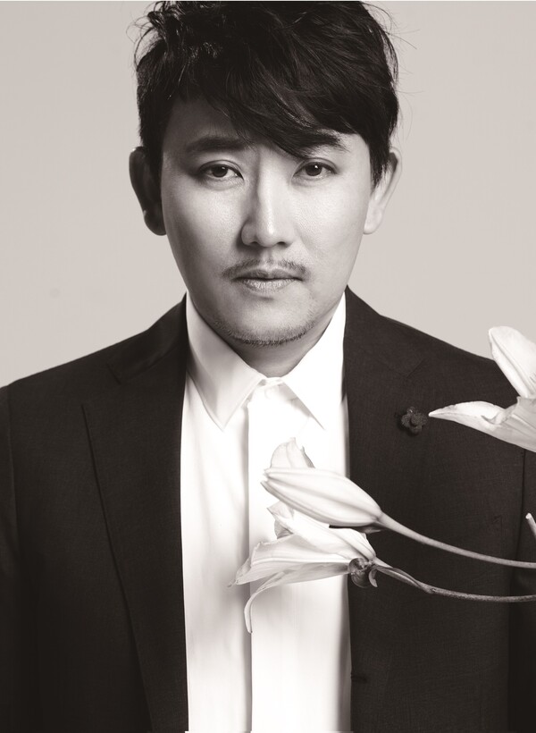 ▲ 6월부터 전국 20개 도시 투어에 나서는 이승철. 제공|MLD엔터테인먼트