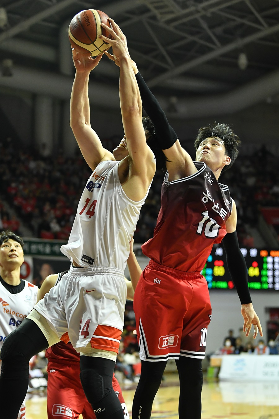 ▲ 득점이 아니어도 존재감은 강했다 ⓒ KBL