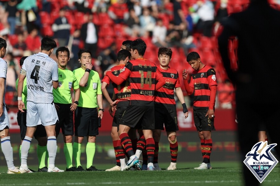 ▲ 포항 스틸러스의 무패가 끝났다 ⓒ한국프로축구연맹