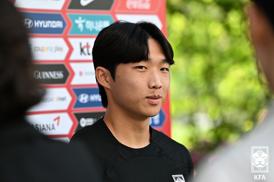 ▲ 1일 파주NFC에서 취재진을 만난 김용학은 선배 박지수로부터 값진 조언을 들었다 ⓒ 대한축구협회