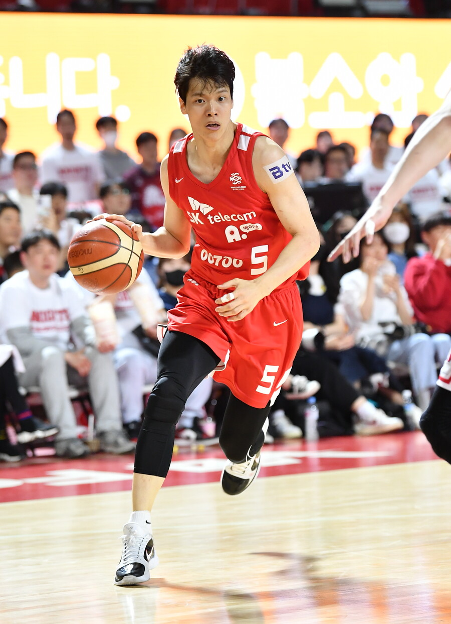 ▲ 서울 SK가 시리즈 2승 2패로 균형을 맞췄다. ⓒKBL