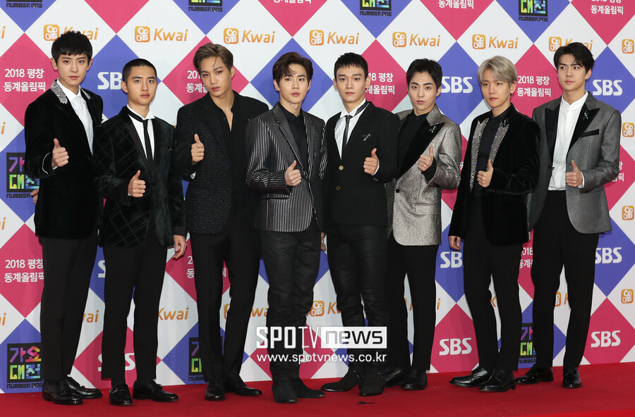 엑소, '갑분' 카이 입대로 또 군백기…완전체 언제 보나[초점S]
