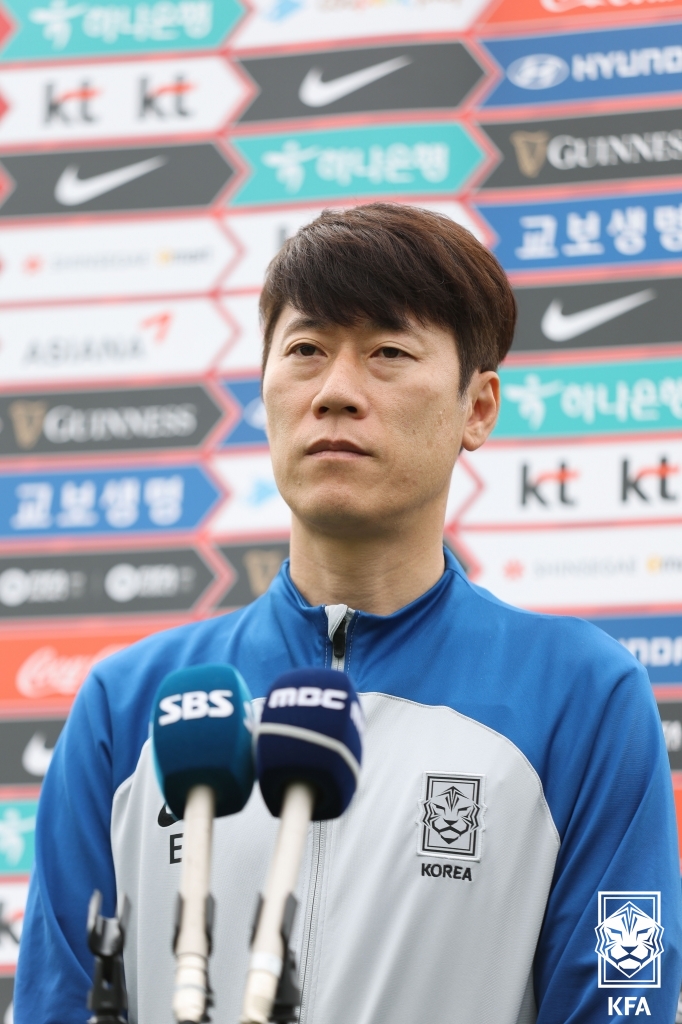 ▲ 7일 U-20 월드컵을 위한 출국을 앞두고 마지막 각오를 밝히는 김은중 감독 ⓒ 대한축구협회