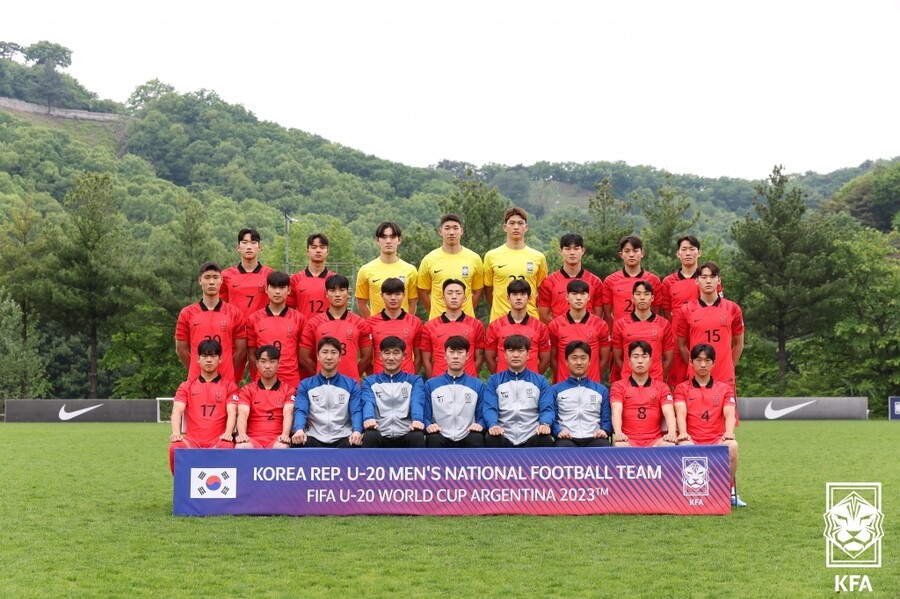 ▲ U-20 월드컵 앞둔 김은중호, 브라질 출국 ⓒ 대한축구협회