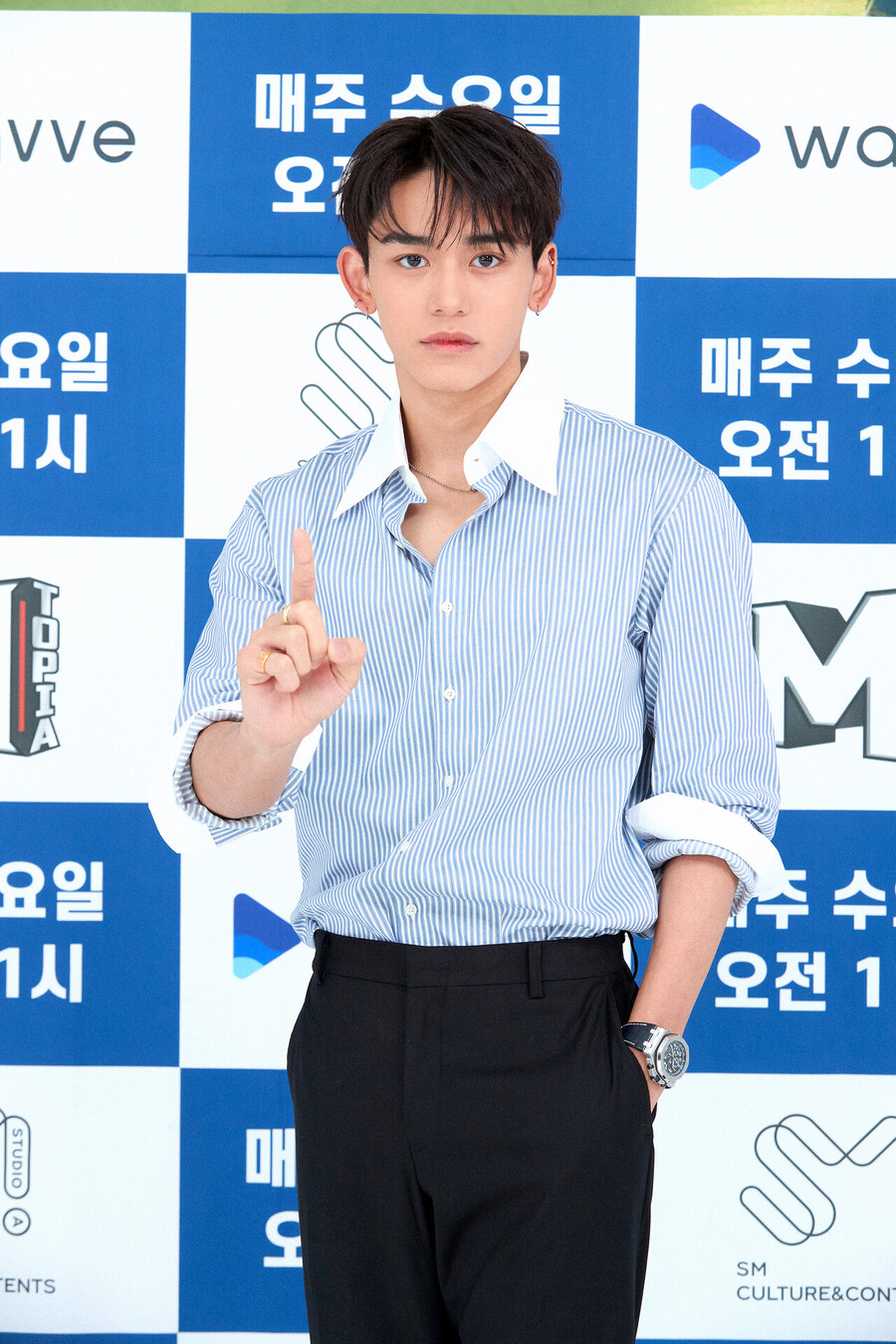 '사생활 논란' 루카스 "NCT 탈퇴, 모두를 위한 결정…오랜 우정 아쉽다"[전문]