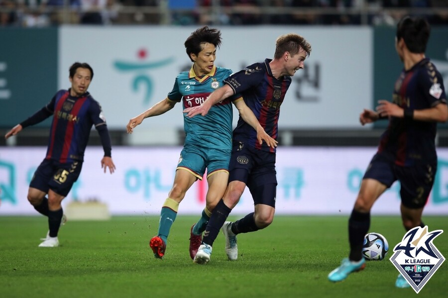 ▲ 대전 하나시티즌과 수원FC는 치열하게 싸웠다. ⓒ한국프로축구연맹