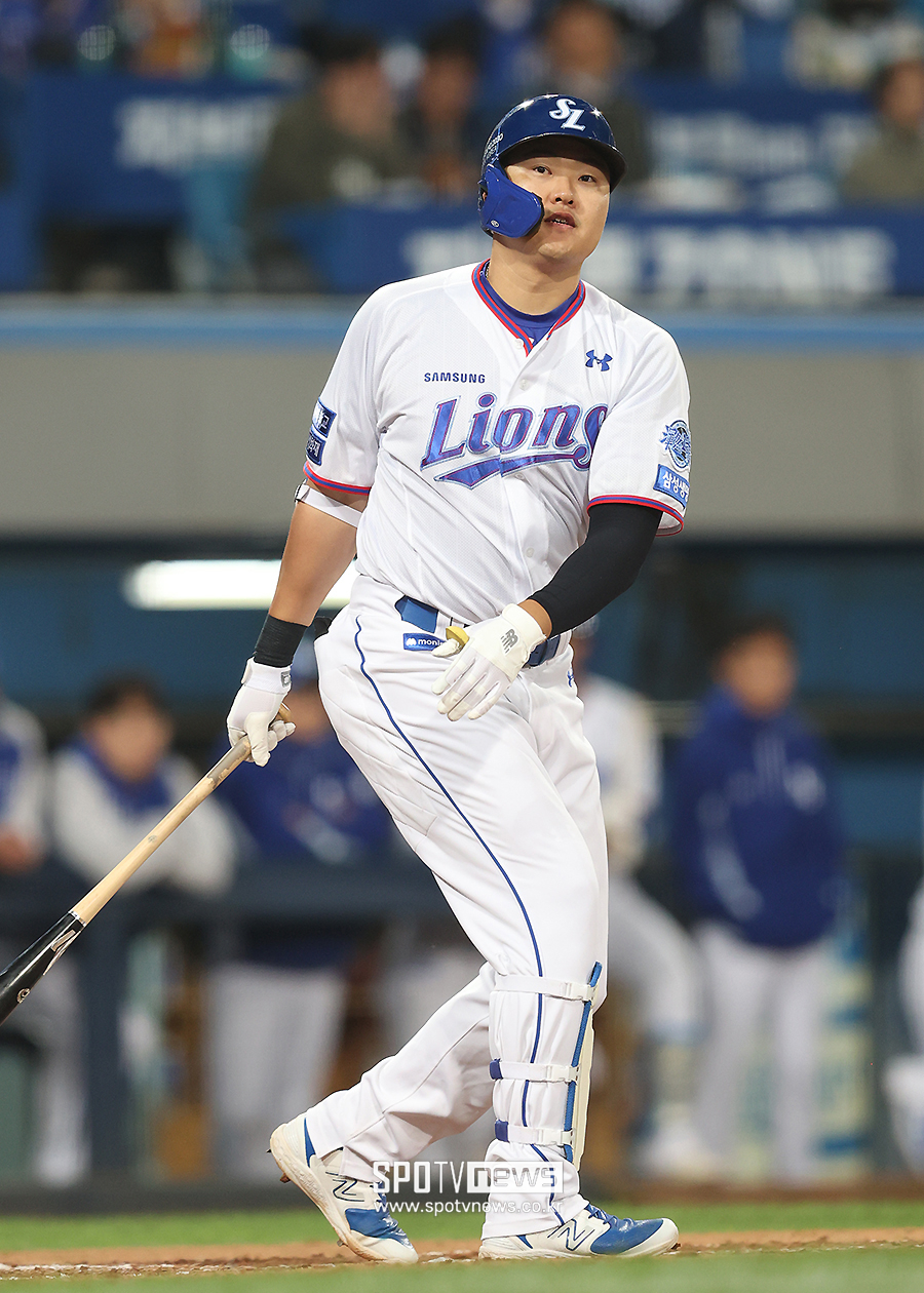 충격의 1할대 부진…KBO 200홈런이 보이는데 왜 꼴찌를 다투나